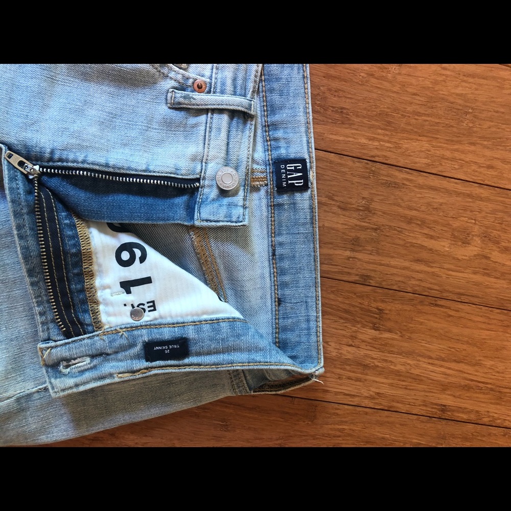 Ripped Jeans - image 2